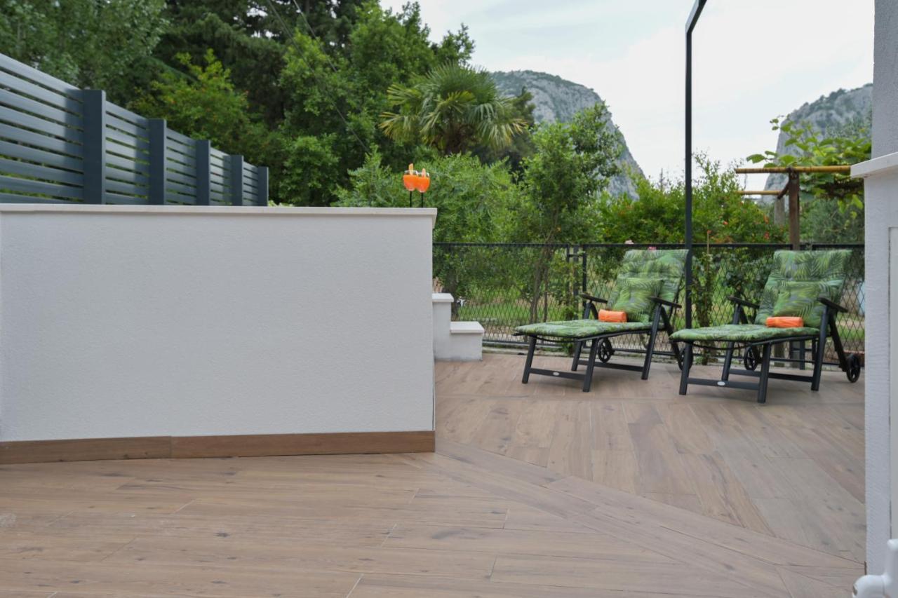 Holiday Home Greystone Оміш Екстер'єр фото
