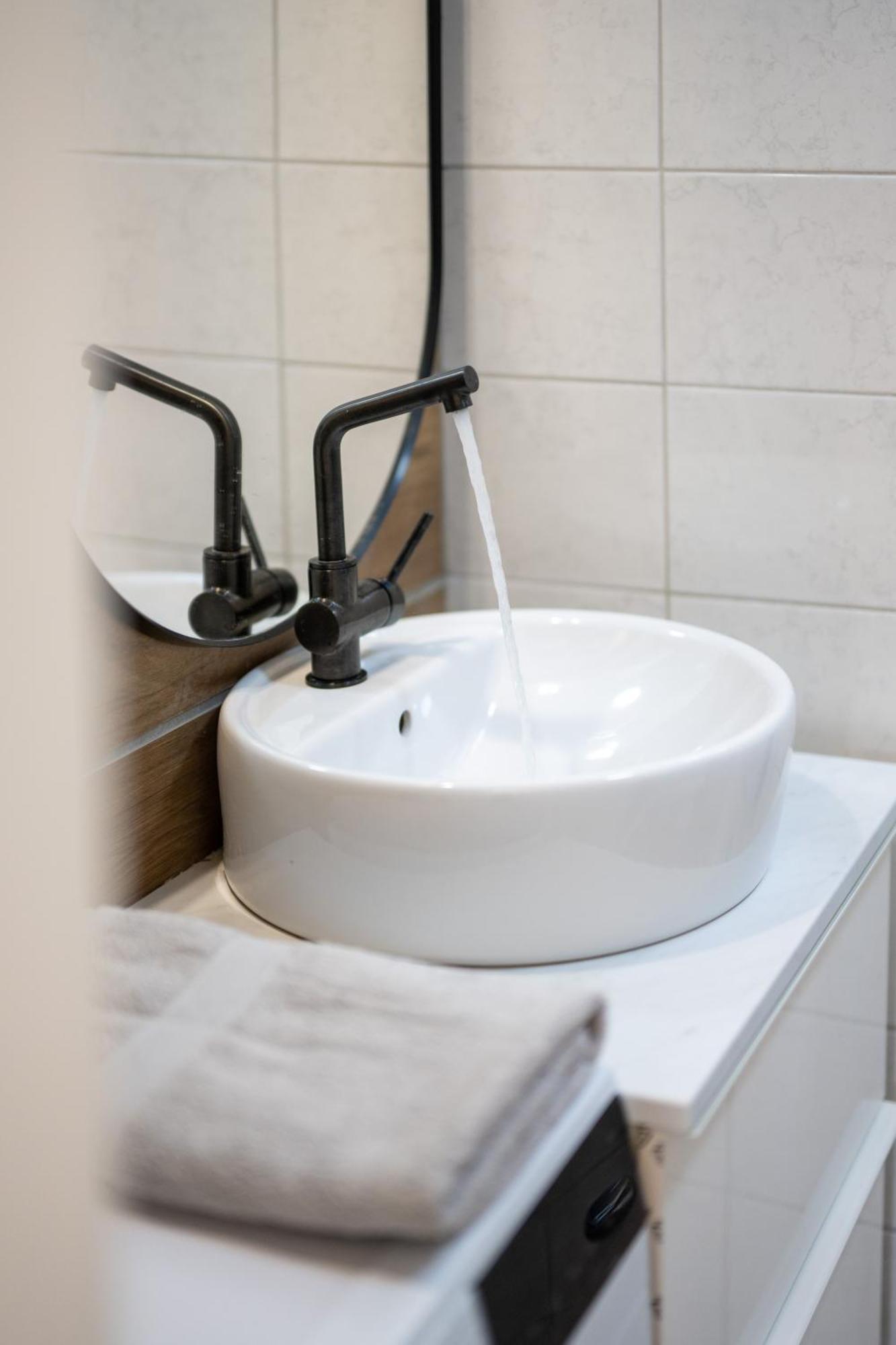 Holiday Home Greystone Оміш Екстер'єр фото